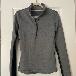 Nike half-zip